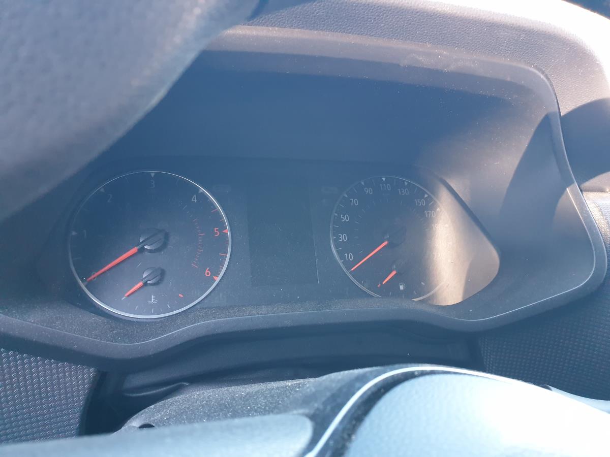 Quadrante / Cuadro de instrumentos RENAULT Trafic III Combi (JG_)