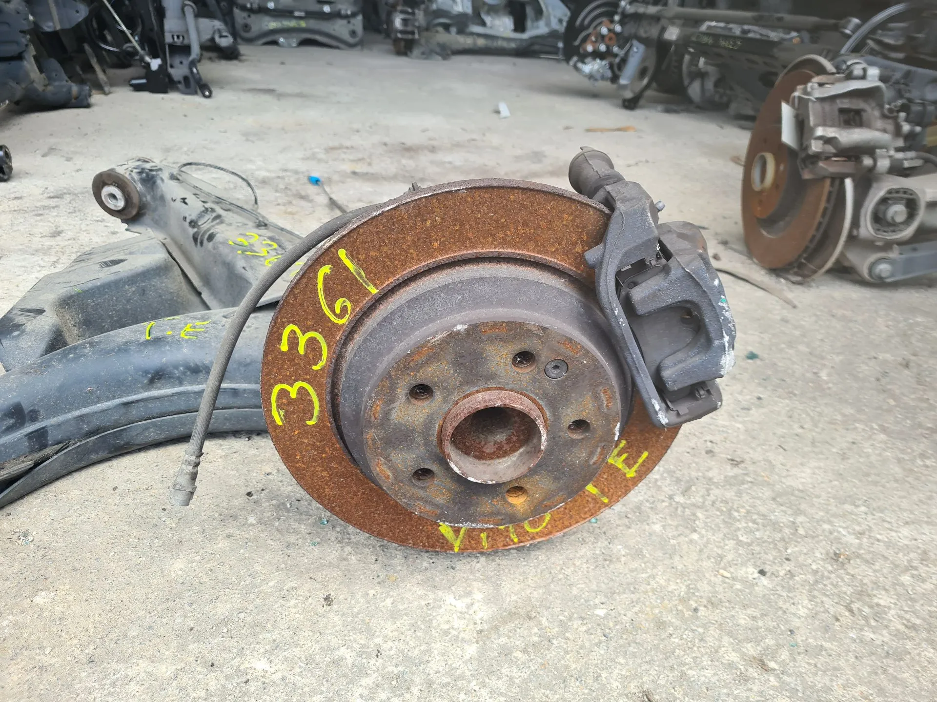 Mangueta trasera izquierda MERCEDES-BENZ Vito (W447)