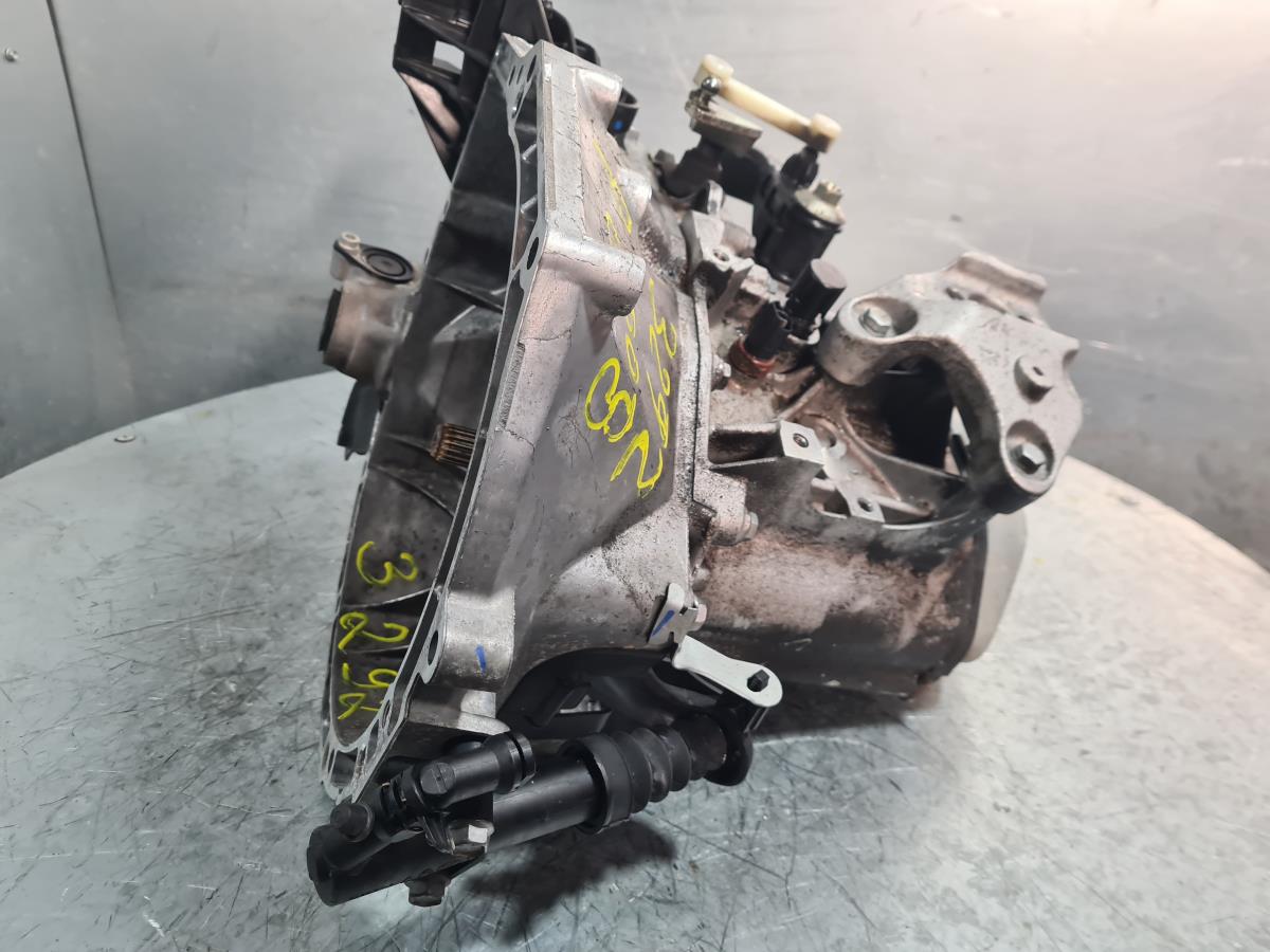 Manual gearbox PEUGEOT 2008 I (CU_) Imagem-1