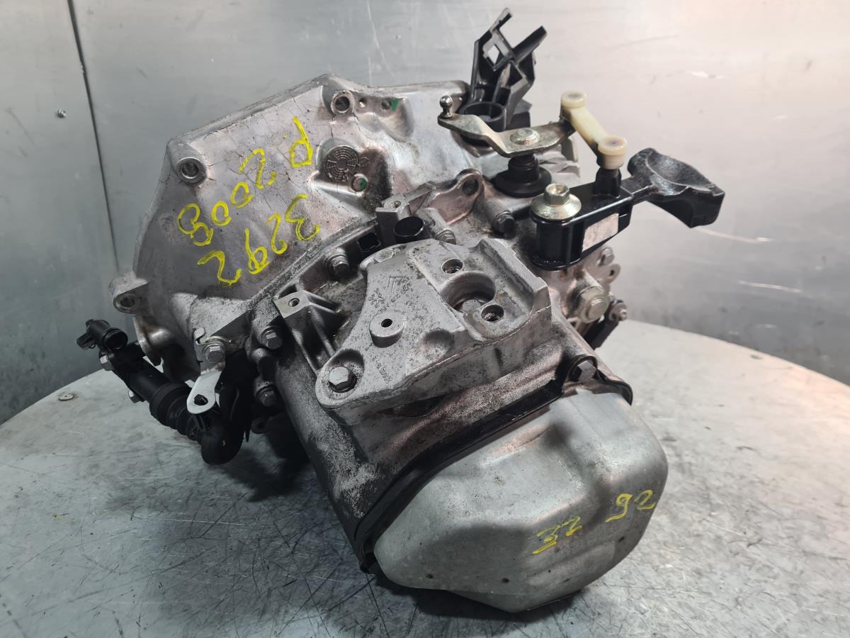 Manual gearbox PEUGEOT 2008 I (CU_) Imagem-3
