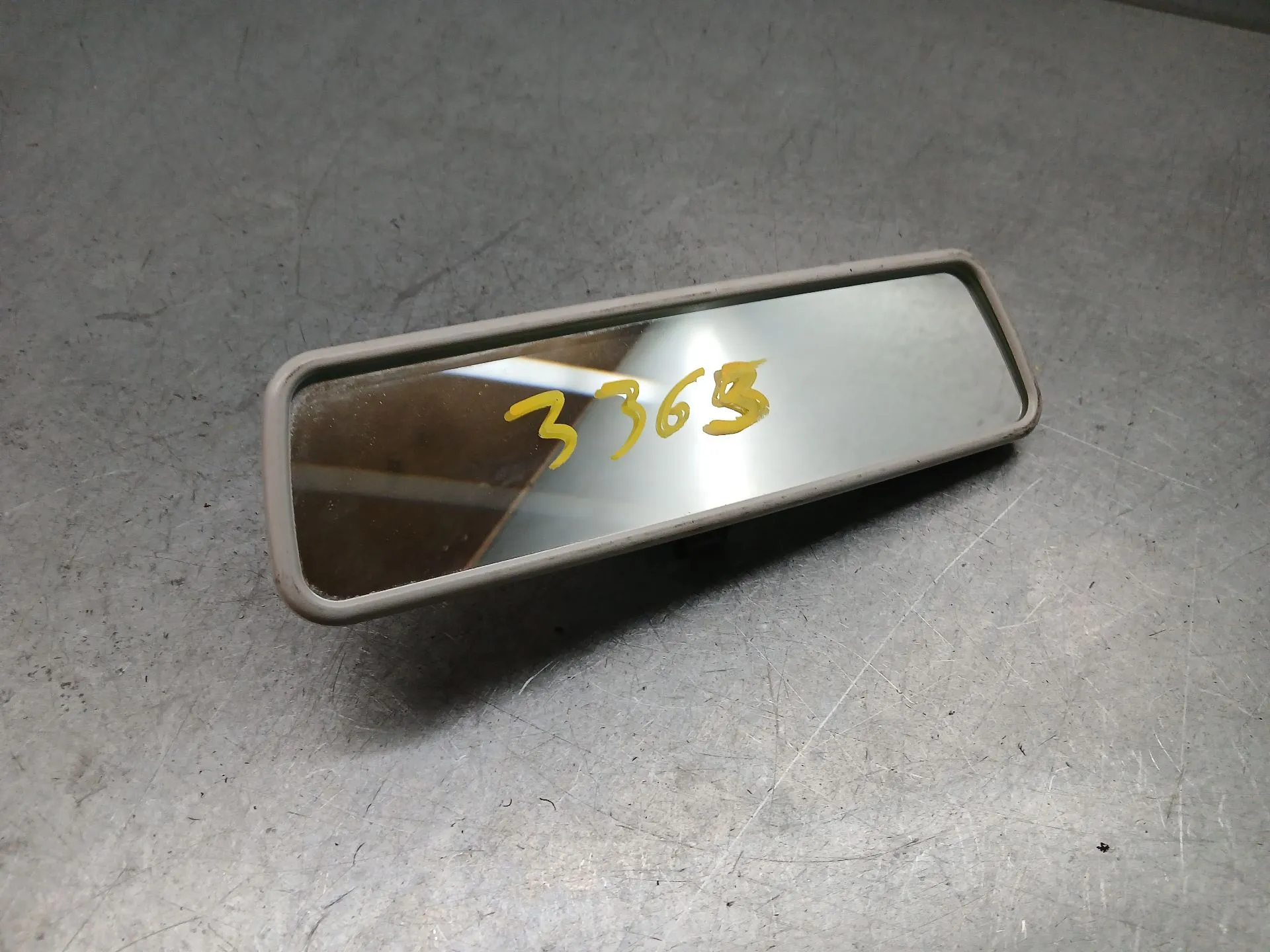 Specchietto retrovisore interno VOLKSWAGEN Caddy III (2K, 2C)