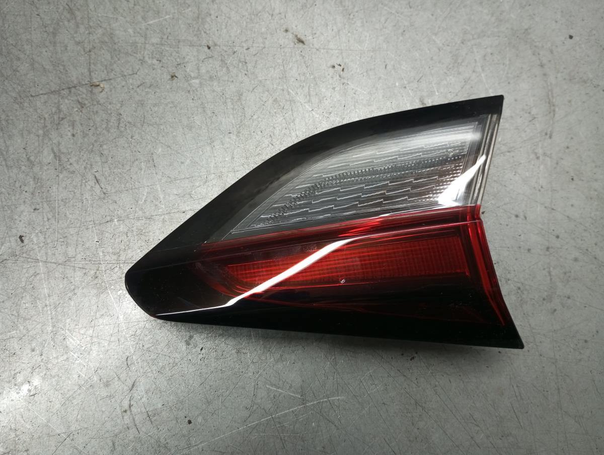 Feu de coffre Gauche OPEL Corsa F