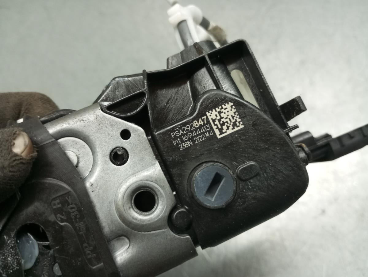 Fechadura / fecho porta frente direito OPEL Corsa F Imagem-4