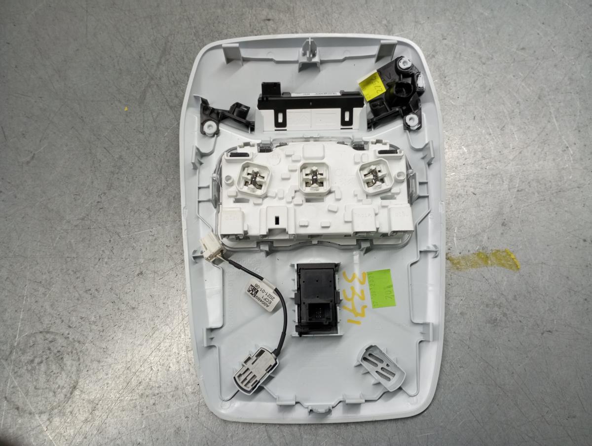 Front seat light OPEL Corsa F Imagem-1