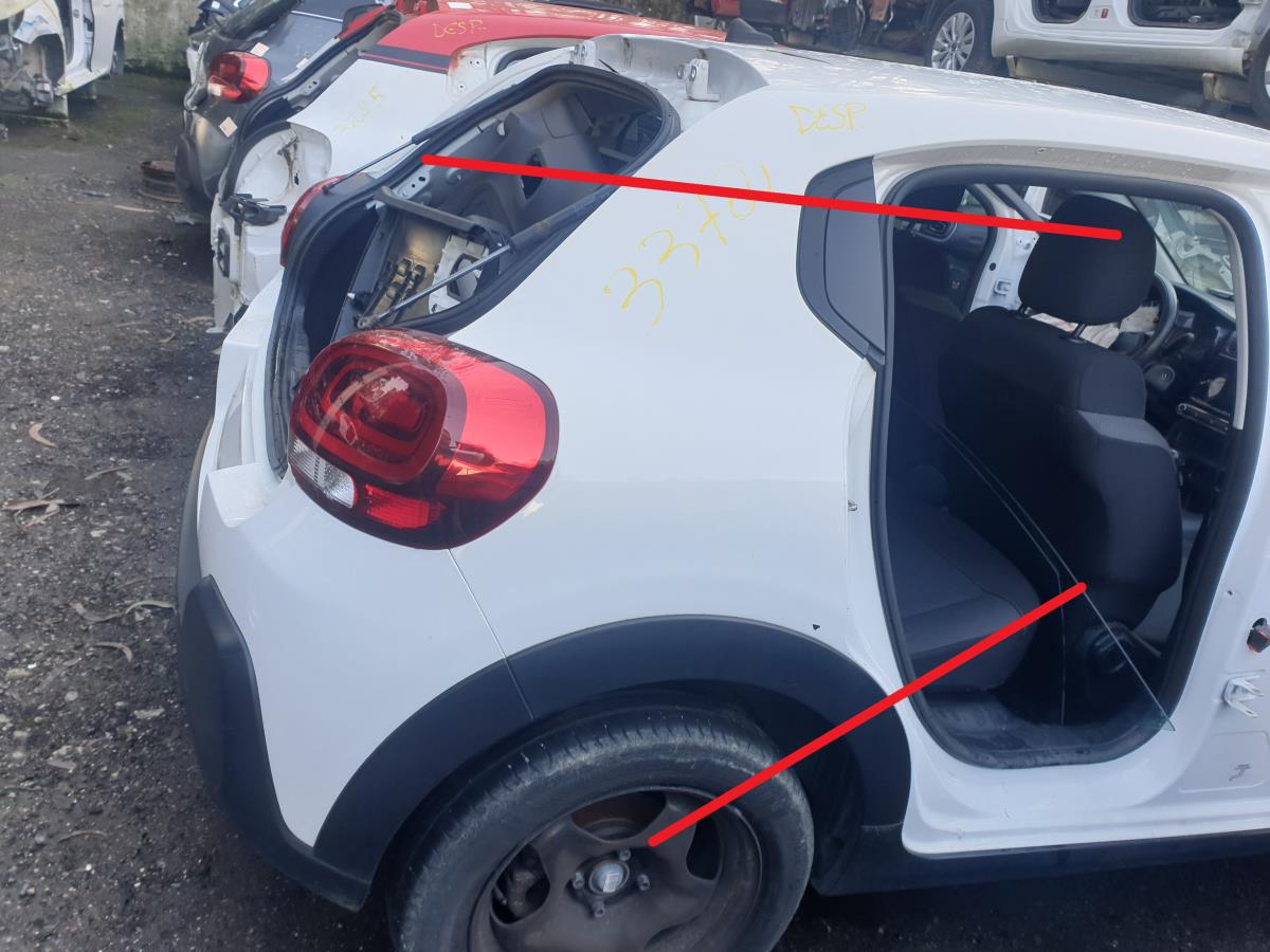 Pannello posteriore destro CITROËN C3 III (SX)