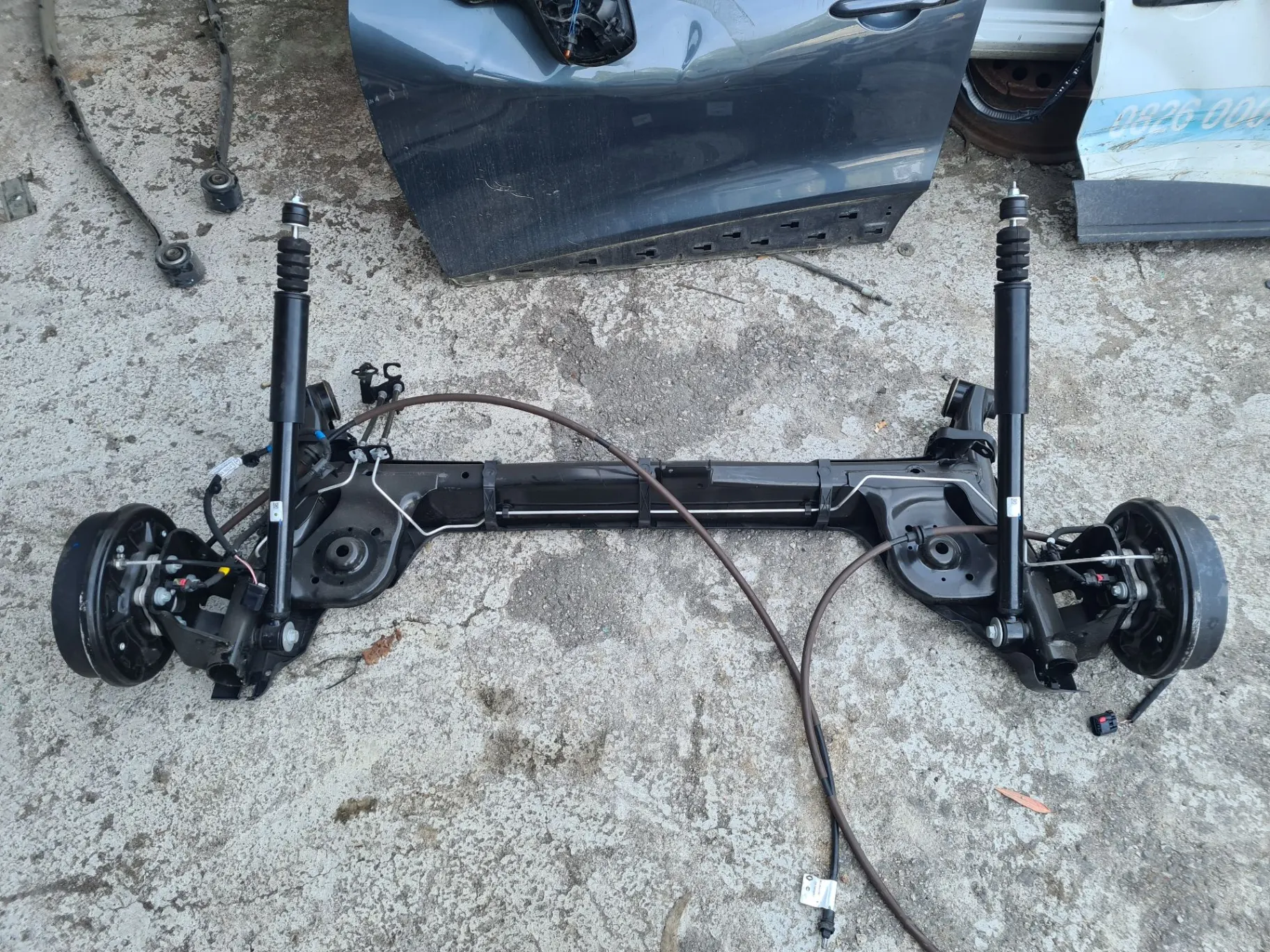Eixo traseiro tambor DACIA Duster III (P1310)