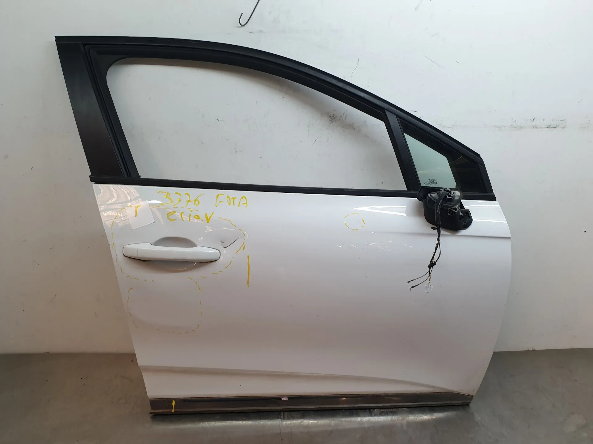 Porta anteriore destra RENAULT Clio V (BF_)