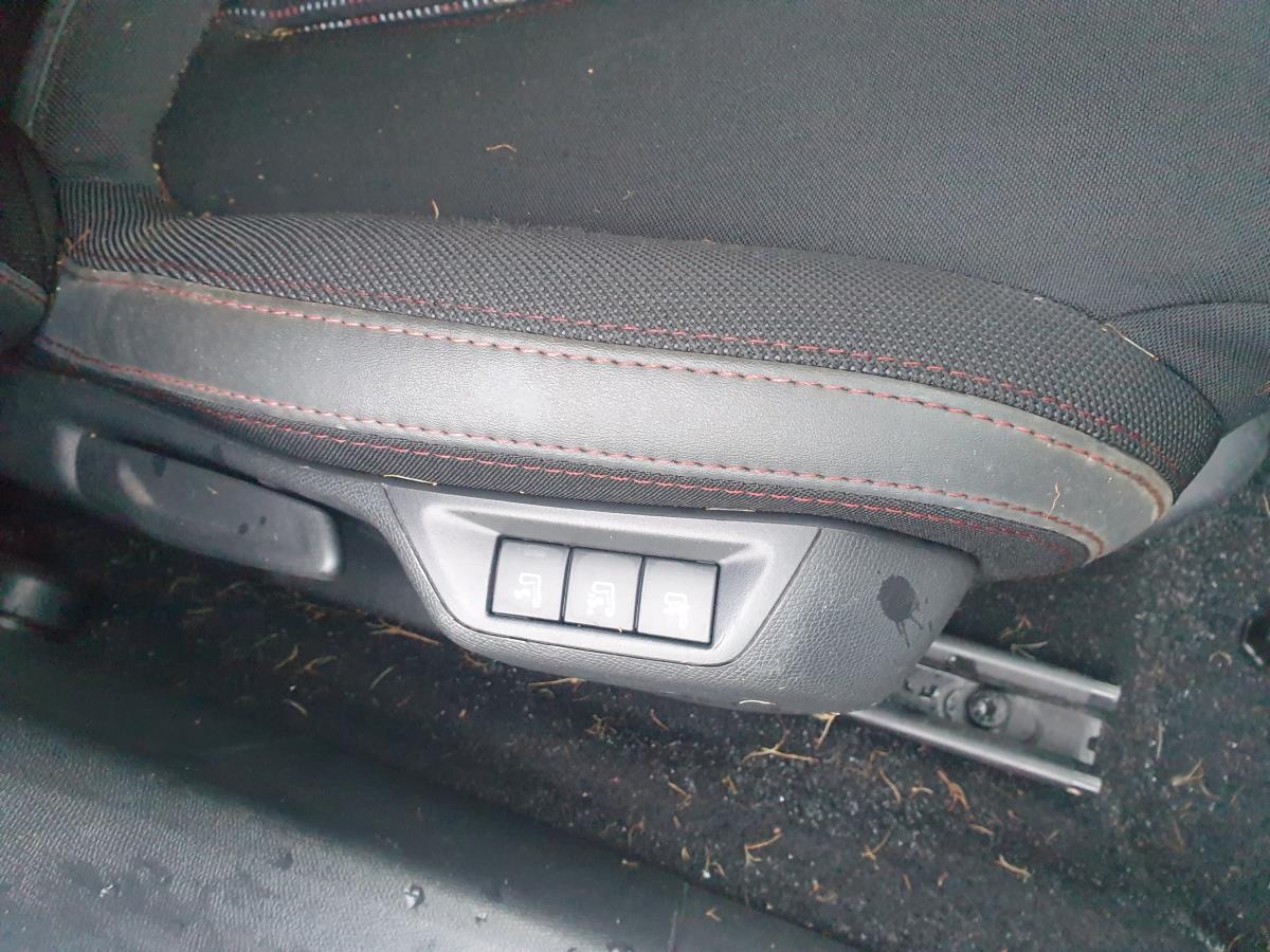Banco frente direito PEUGEOT 308 SW II Imagem-1