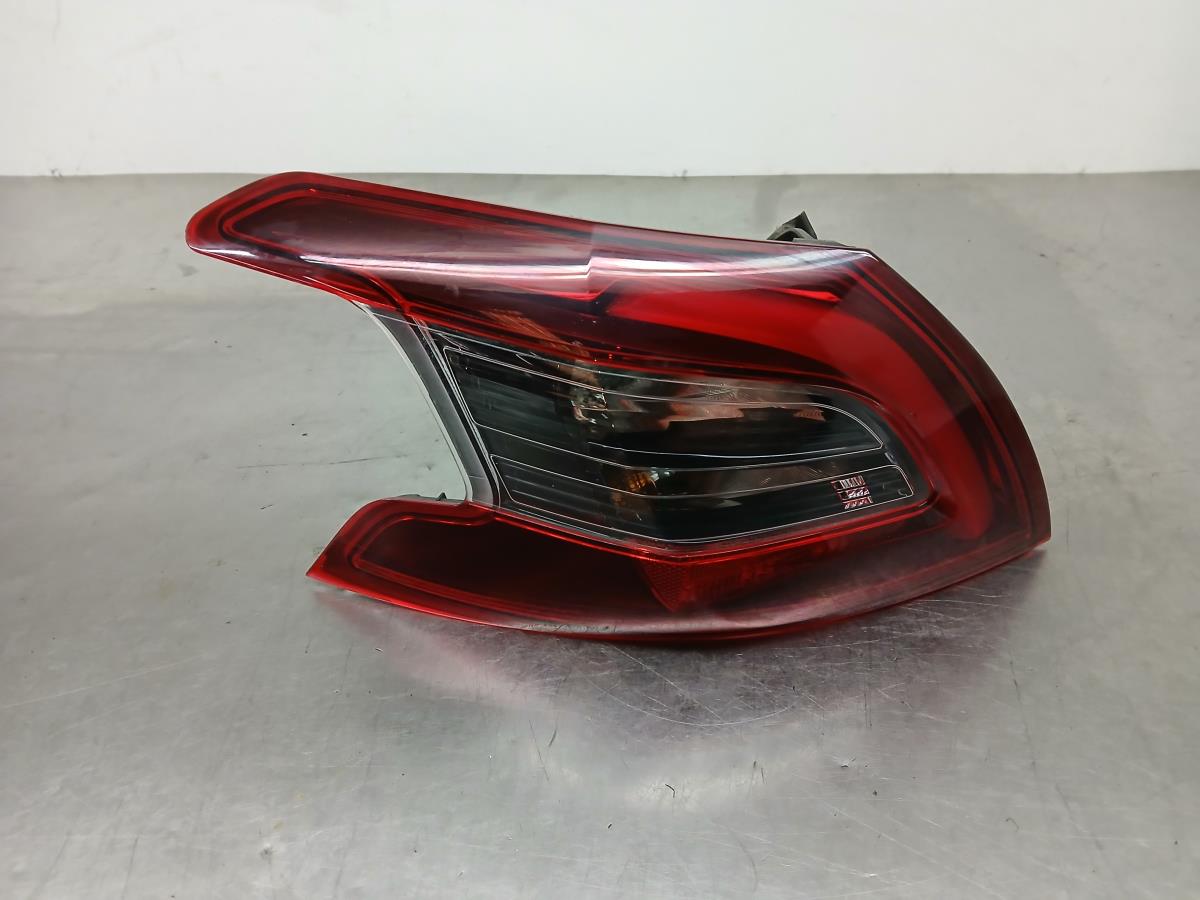 Feu arrière Gauche PEUGEOT 308 II