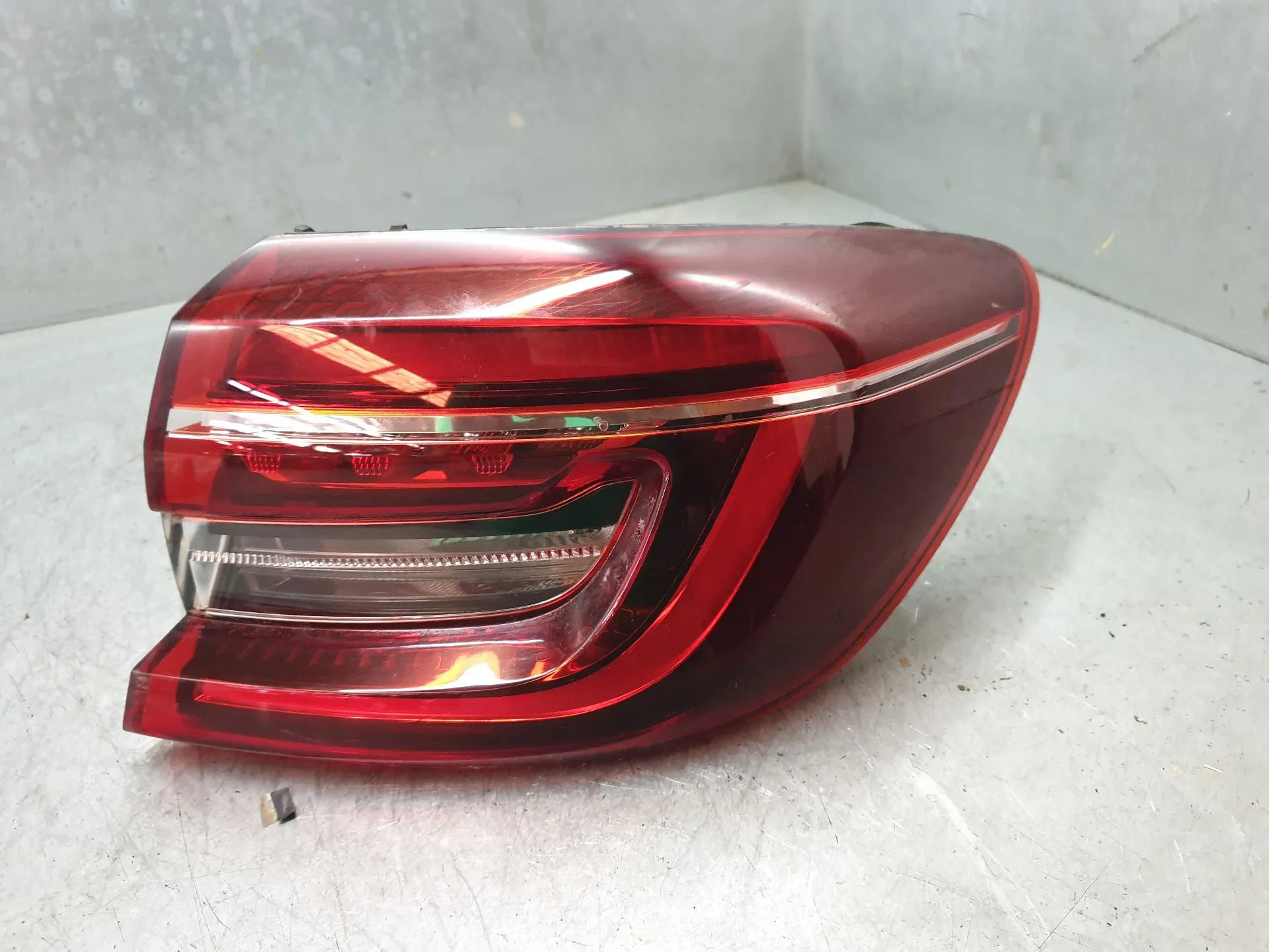 Right Tail light RENAULT Clio V (BF_)