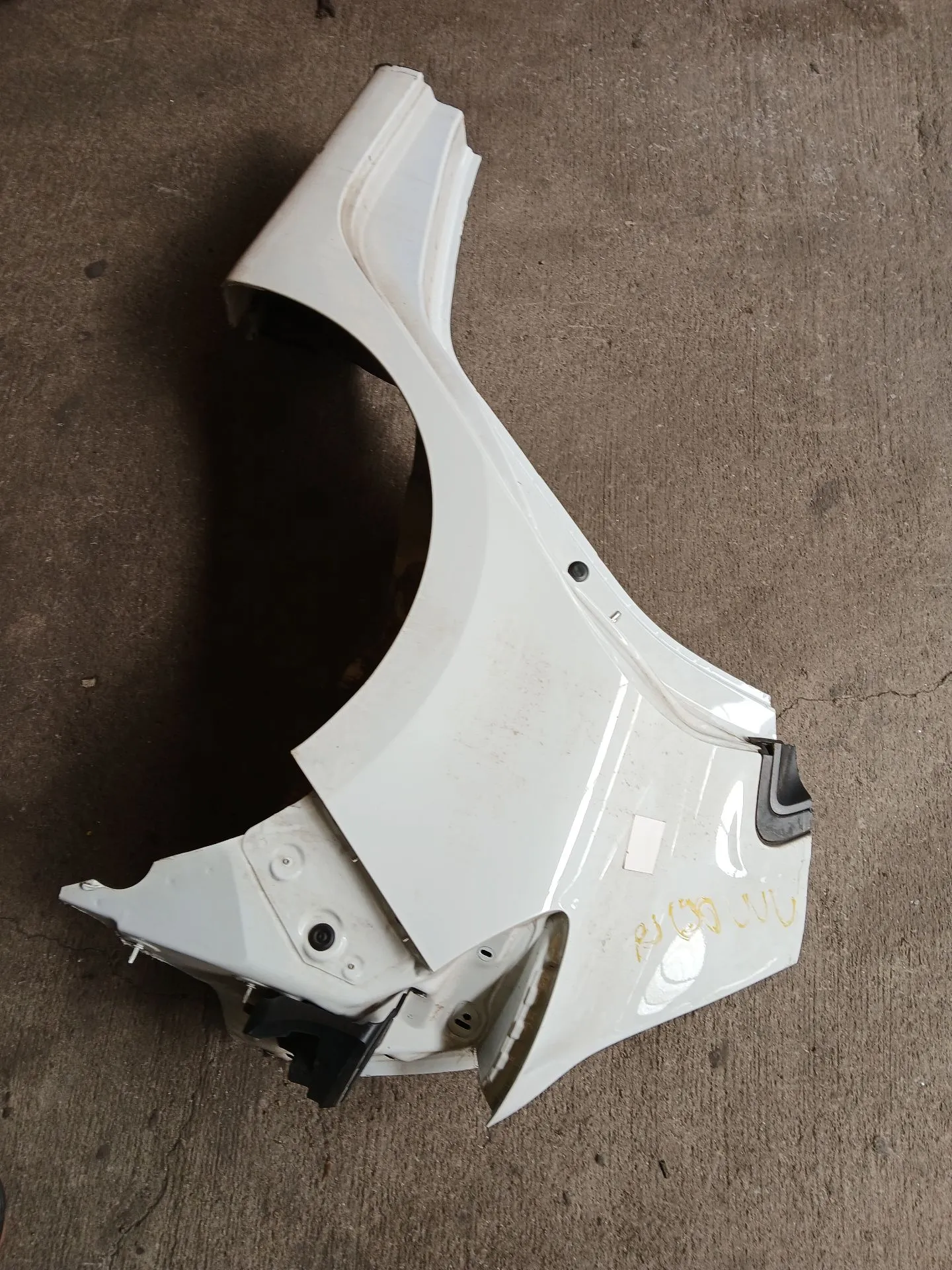 Painel trás esquerdo RENAULT Clio V (BF_)