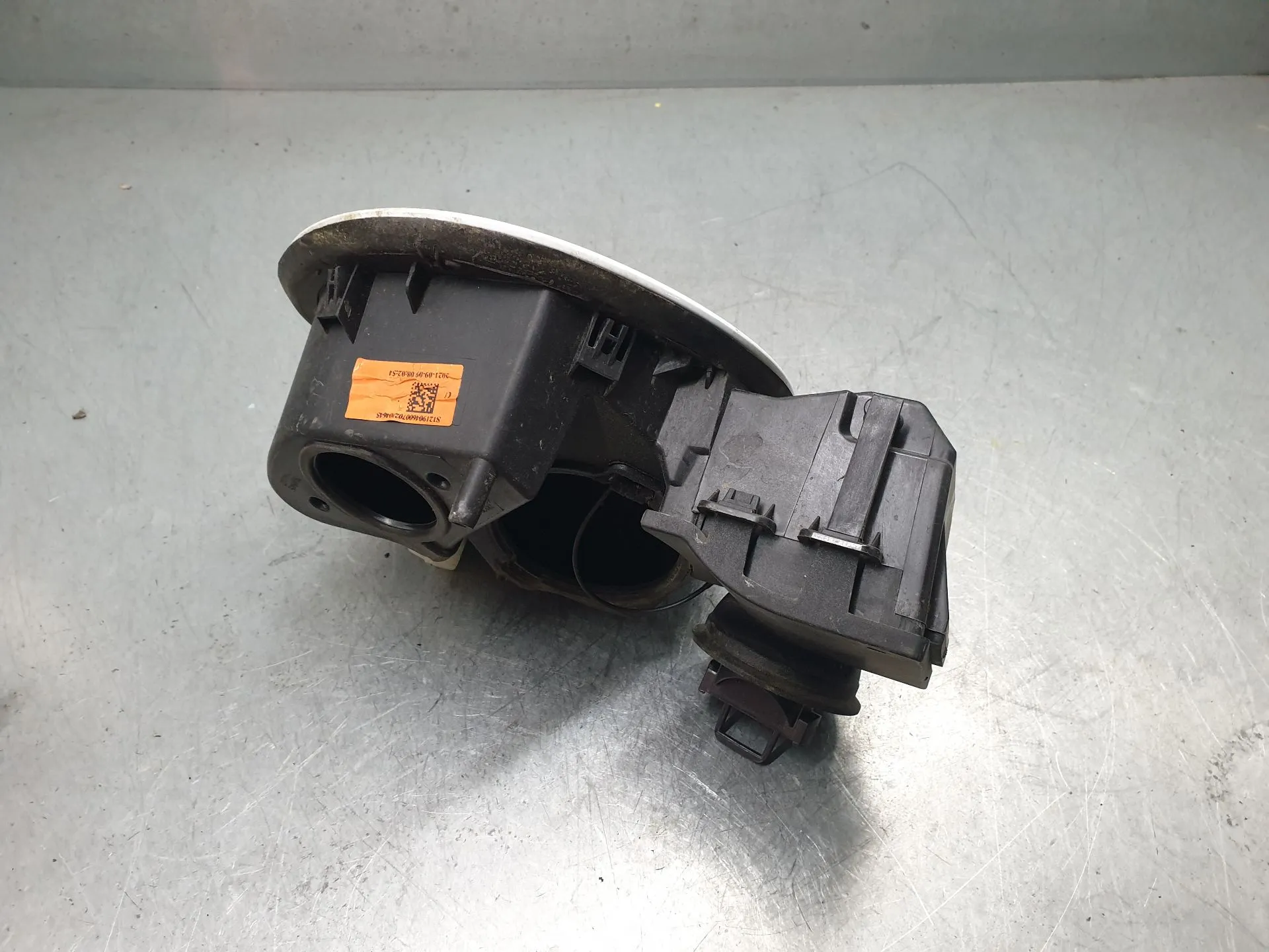 Tapa exterior combustible RENAULT Clio V (BF_) Imagem-3