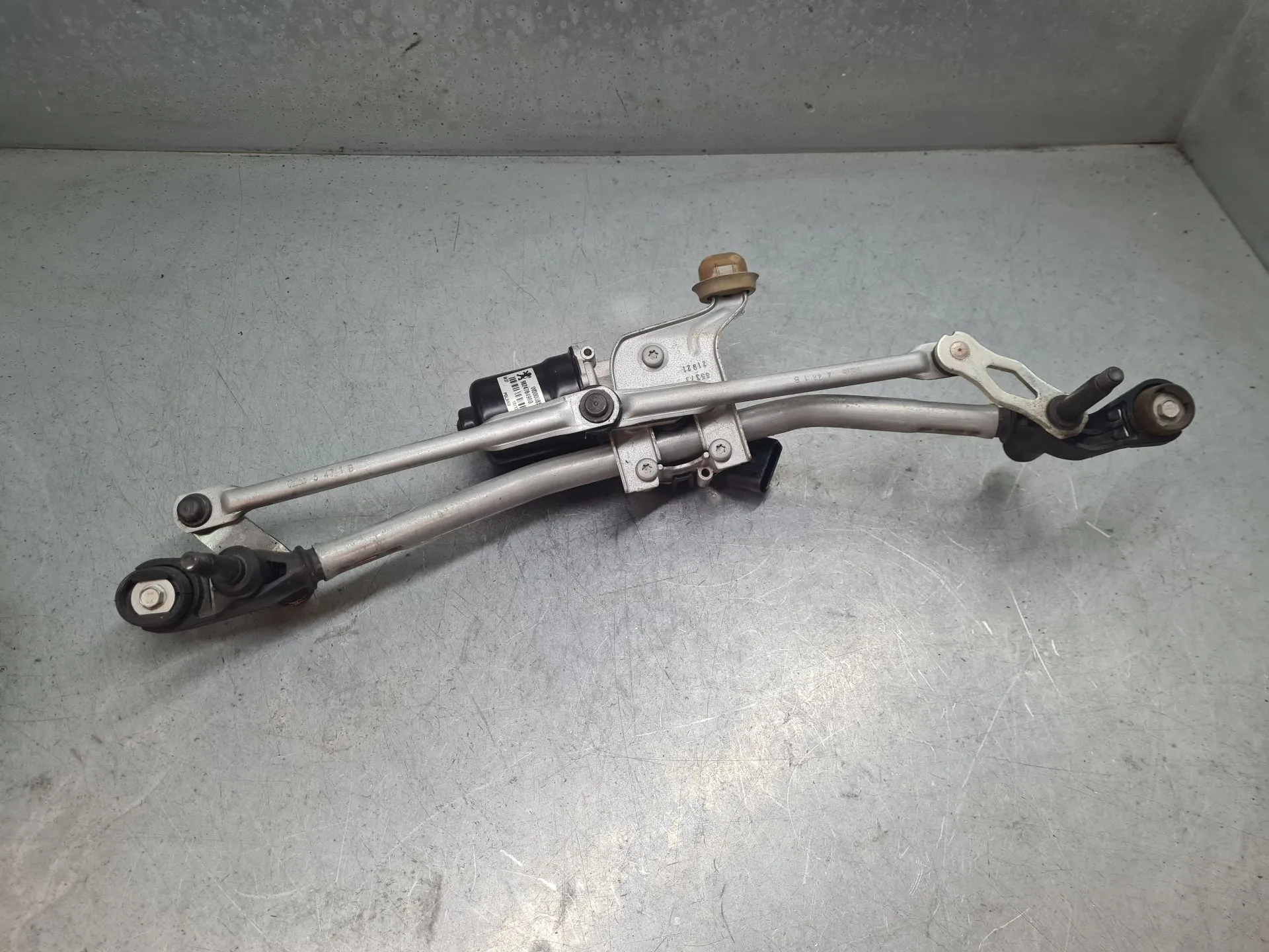 Motor limpa vidros frente PEUGEOT 208 II