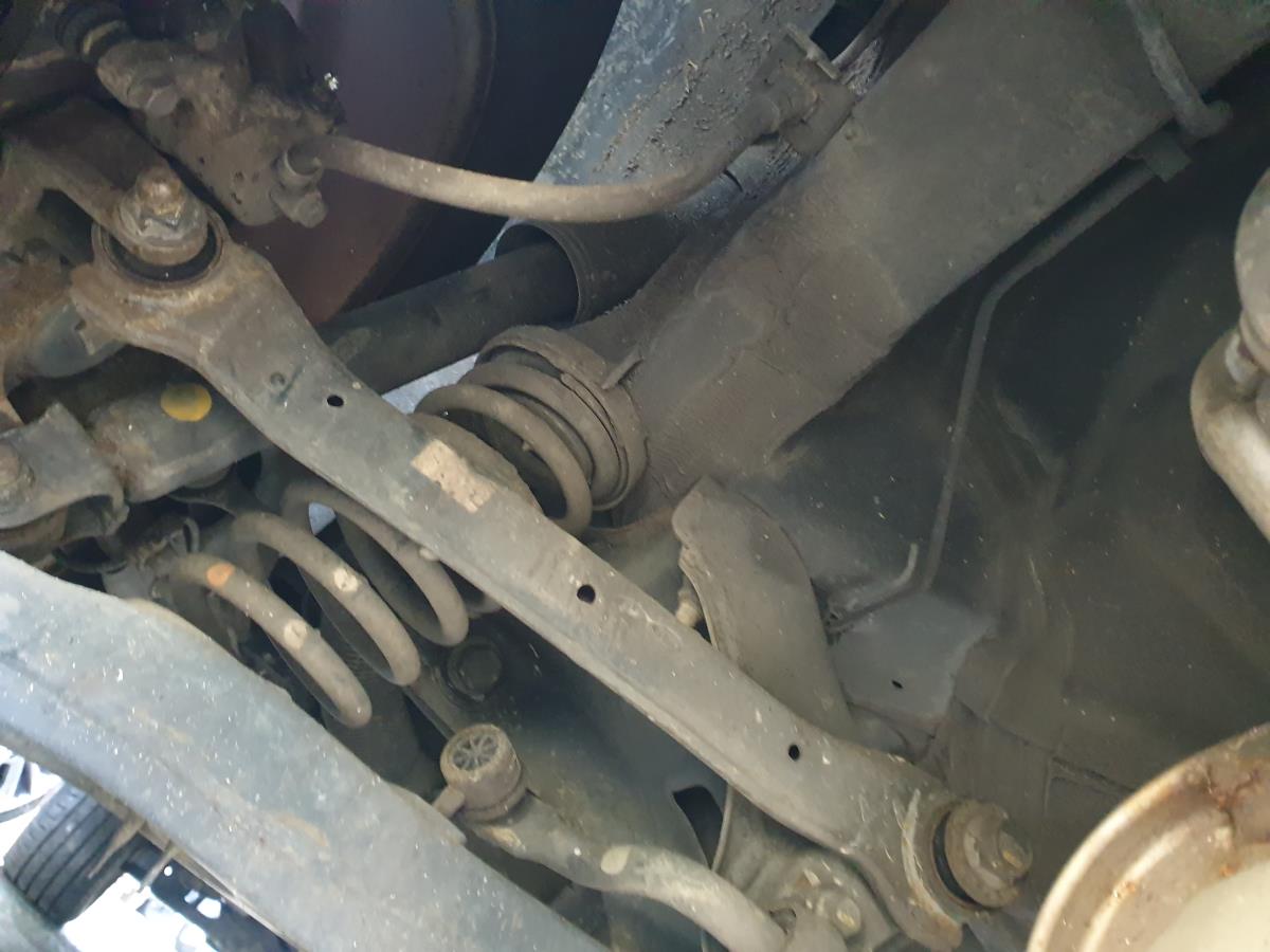 Braço de suspensão trás esquerdo KIA Sportage (SL)