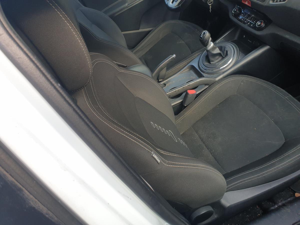 Seats set KIA Sportage (SL)
