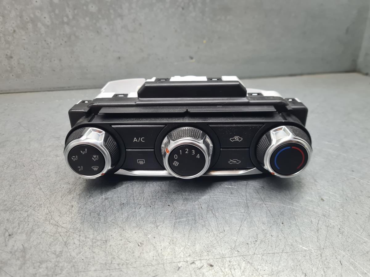 Climate control NISSAN Micra V (K14)