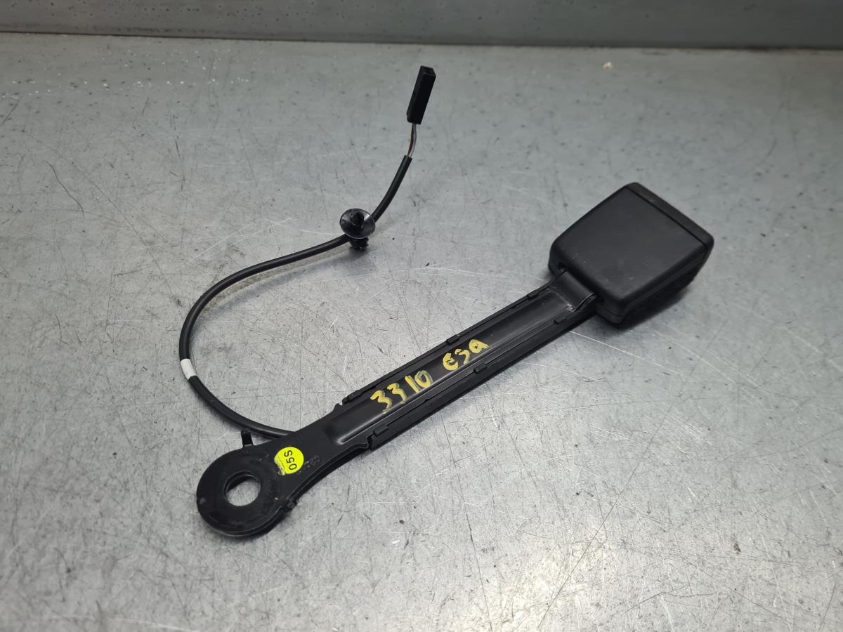 Encaixe de cinto frente direito VOLKSWAGEN Polo (AW1) Imagem-1