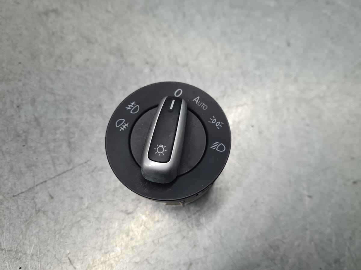 Pulsante / interruttore luci VOLKSWAGEN Golf VI (5K1)