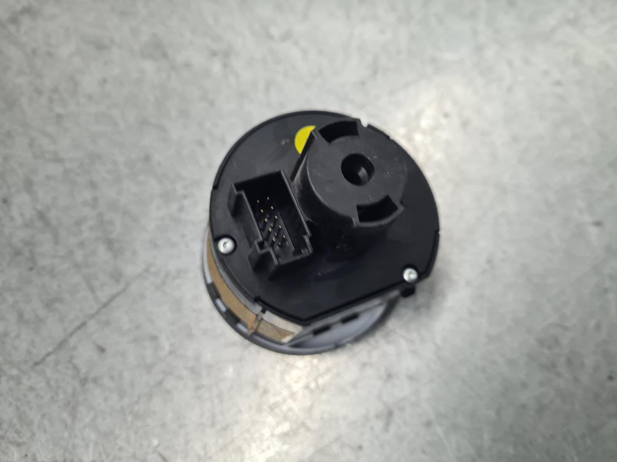 Pulsante / interruttore luci VOLKSWAGEN Golf VI (5K1) Imagem-2