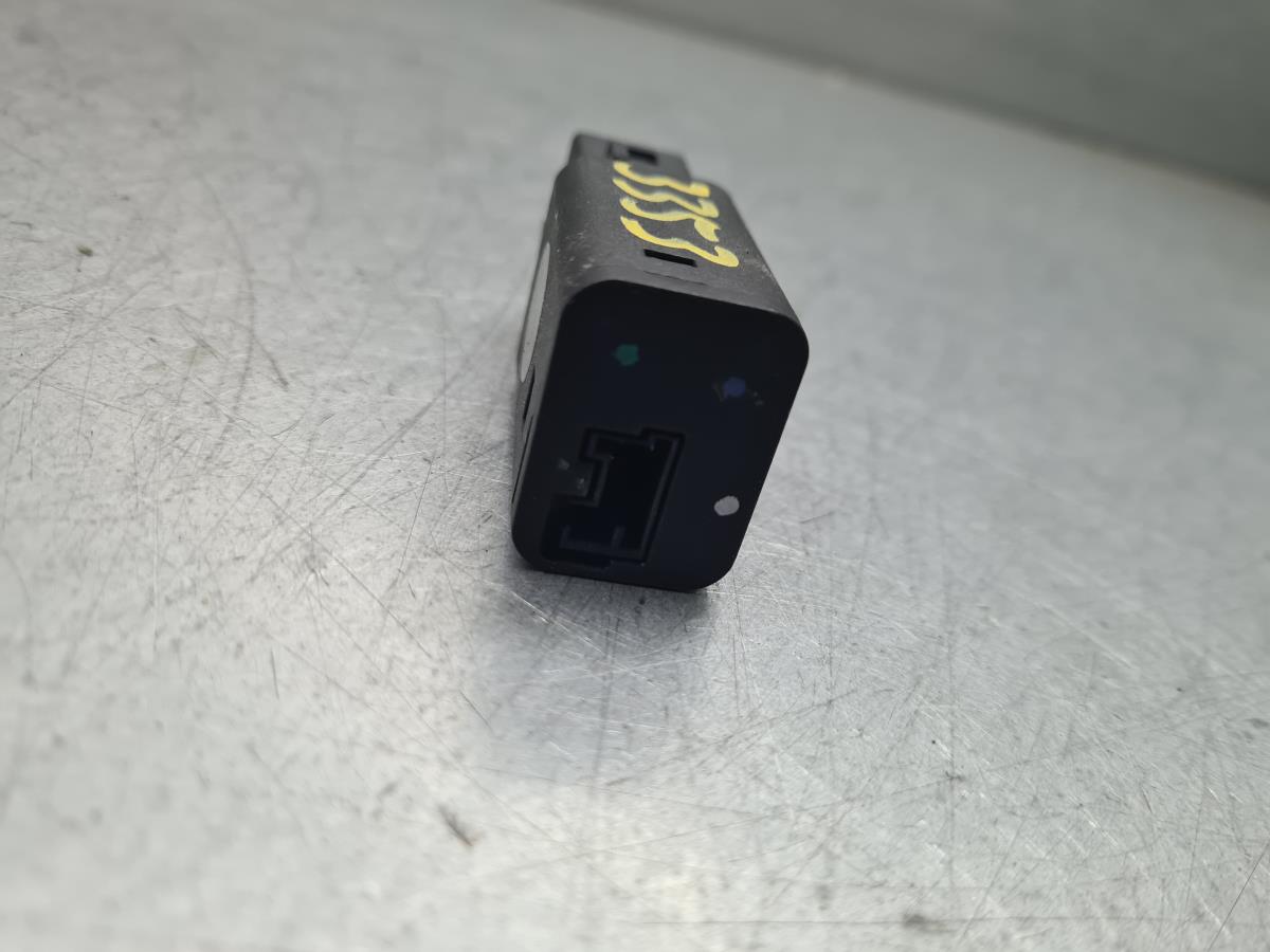 Módulo USB / AUX / IPOD PEUGEOT 208 II