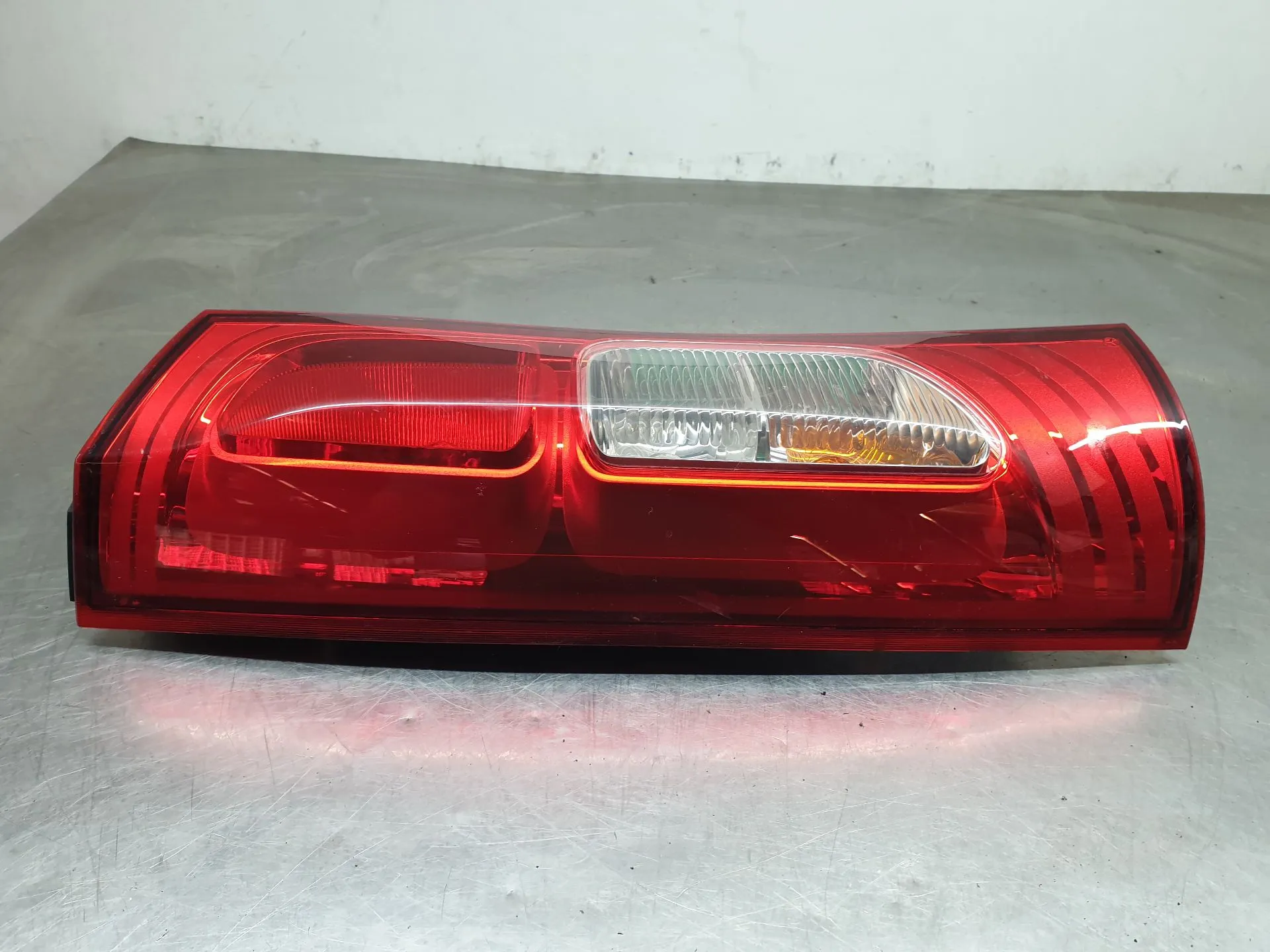 Left Tail light MERCEDES-BENZ Citan (415) Imagem-2