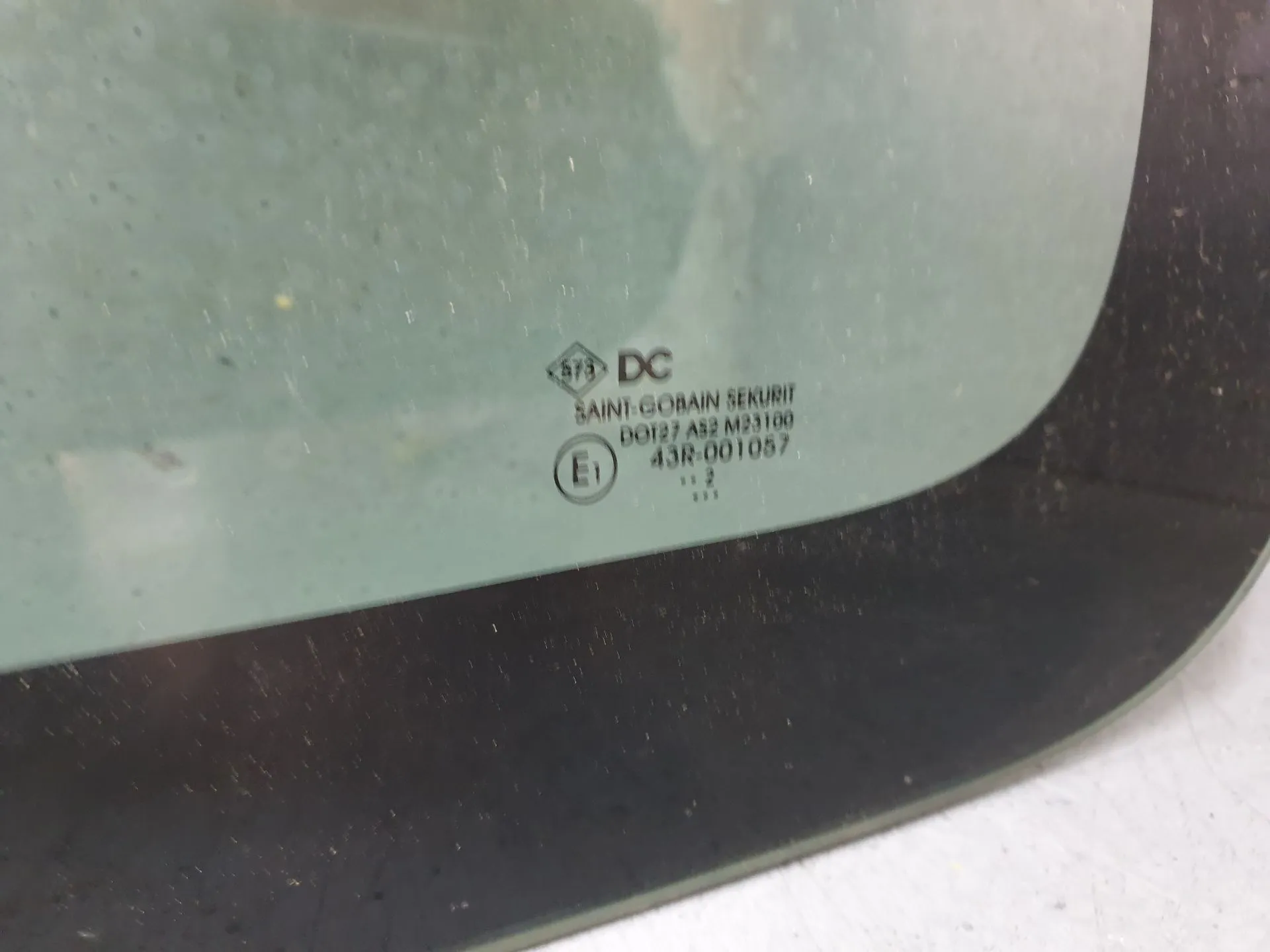 Left rear quarter glass MERCEDES-BENZ Citan (415) Imagem-1