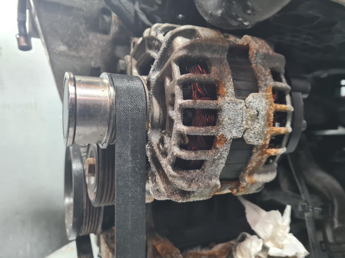 Alternador VOLKSWAGEN Caddy IV (SA)