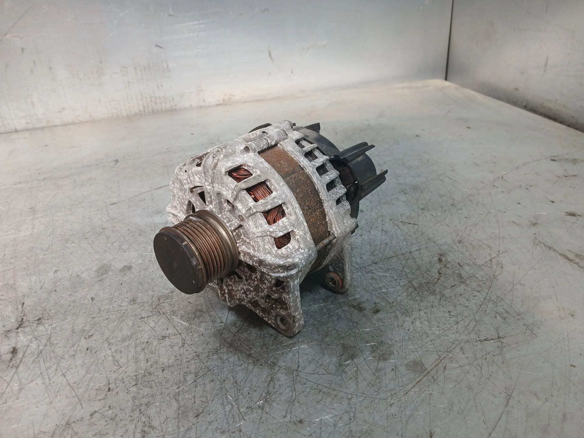 Alternador RENAULT Clio V (BF_) Imagem-1