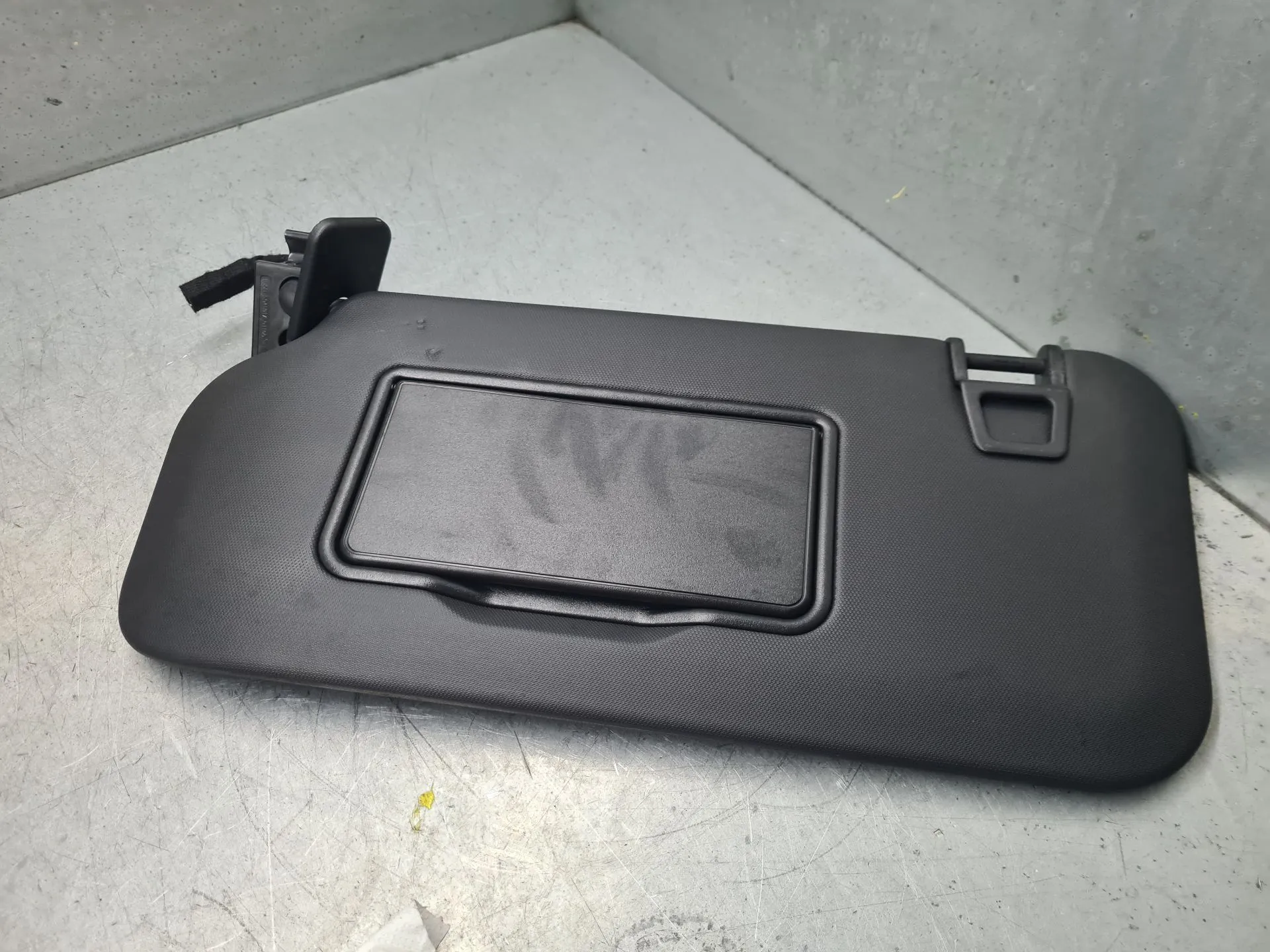 Pála de sol esquerda FORD Kuga III (DFK) Imagem-1