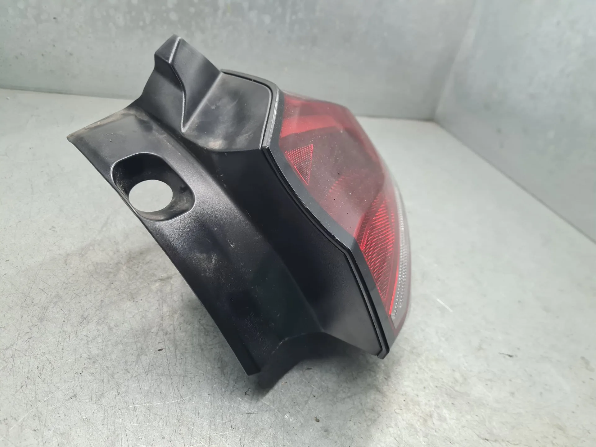 Feu arrière Droite CITROËN C4 III Imagem-2