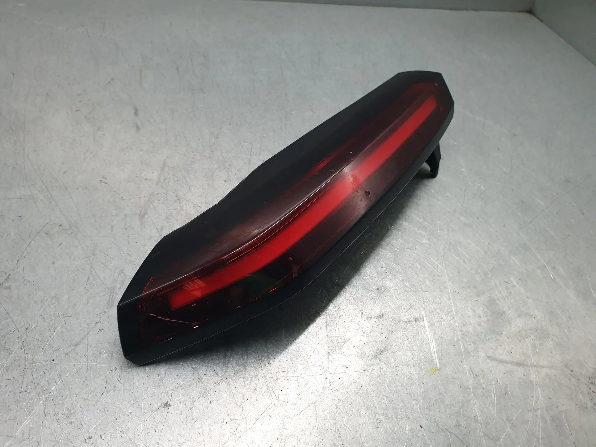 Feu de coffre Gauche CITROËN C4 III Imagem-2