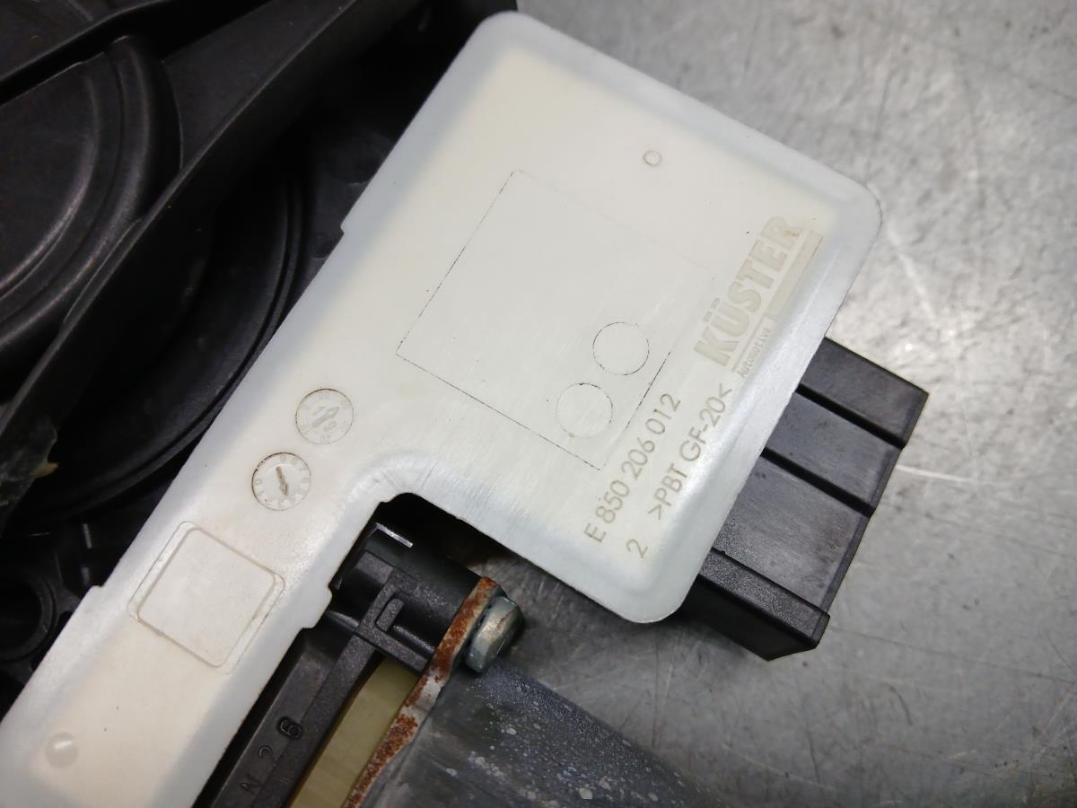 Lève-vitre avant Droite SKODA Kamiq (NW4) Imagem-4