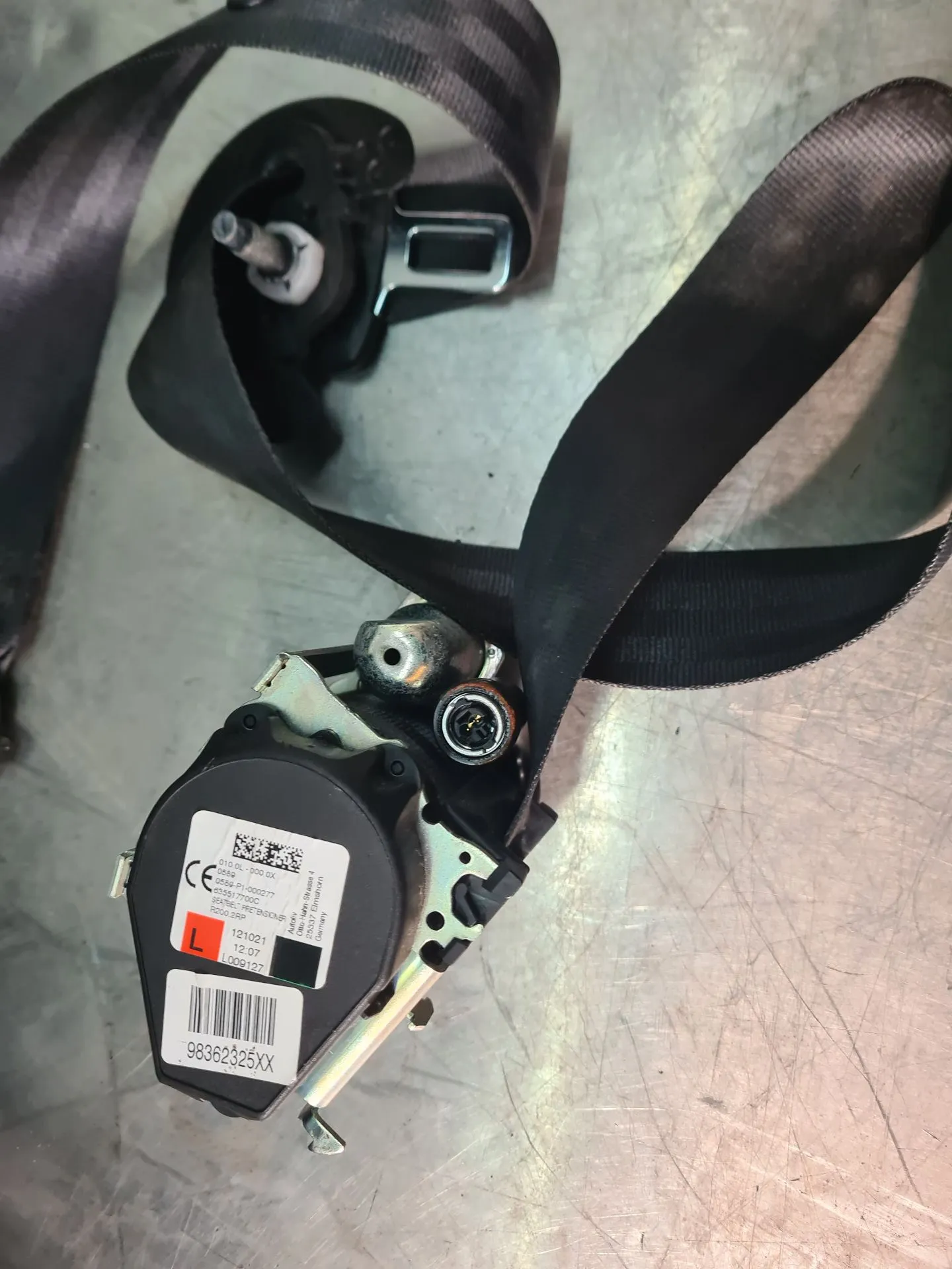 Prétensionneur de ceinture avant Droite CITROËN C3 III (SX) Imagem-2
