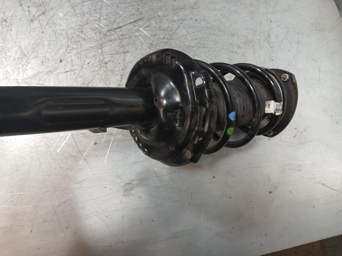 Amortiguador Delantero Izquierdo VOLKSWAGEN Golf VII (5G1, BQ1, BE1, BE2) Imagem-2