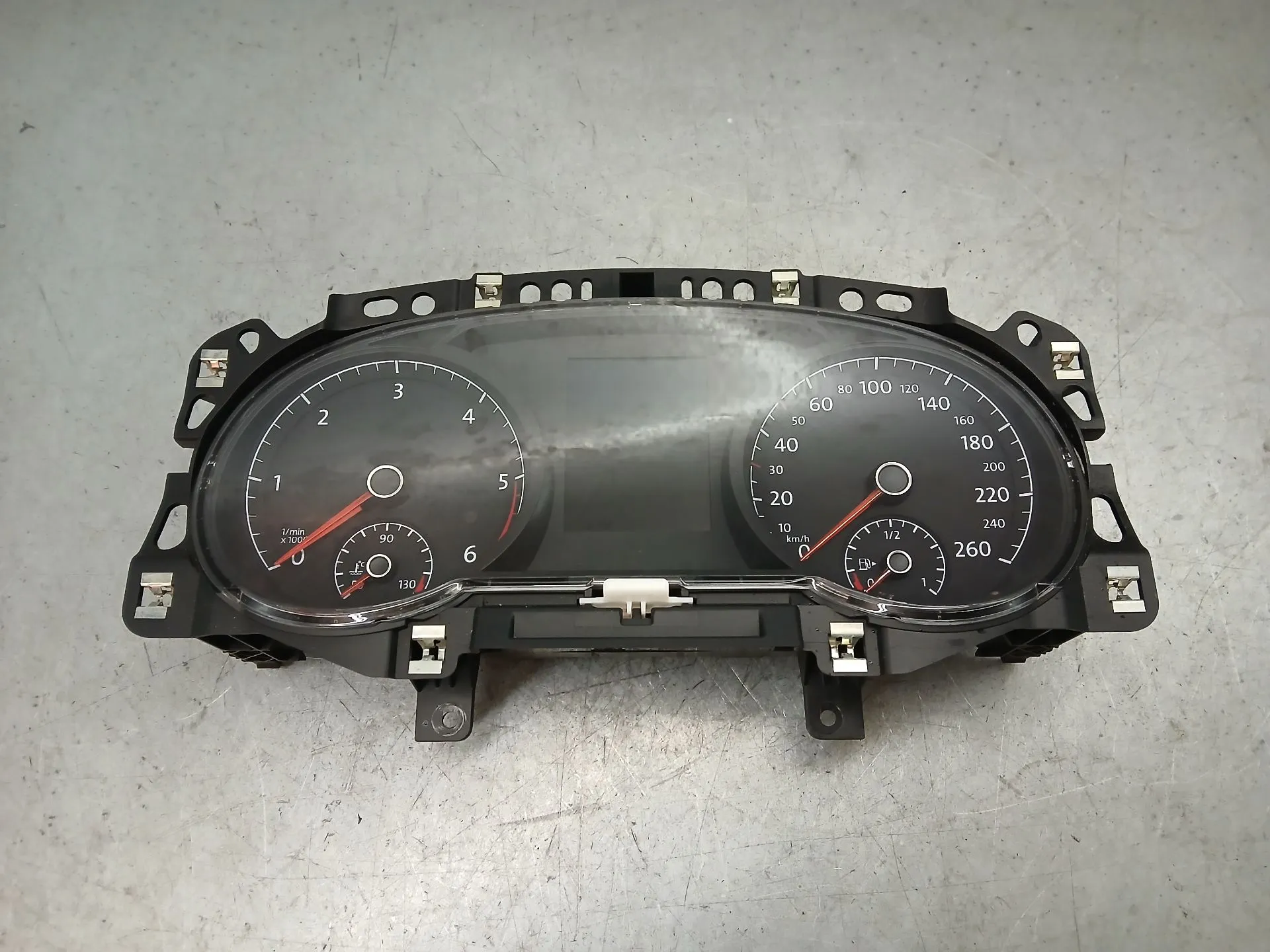 Quadrante / painel de instrumentos VOLKSWAGEN Golf VII (5G1, BQ1, BE1, BE2) Imagem-1