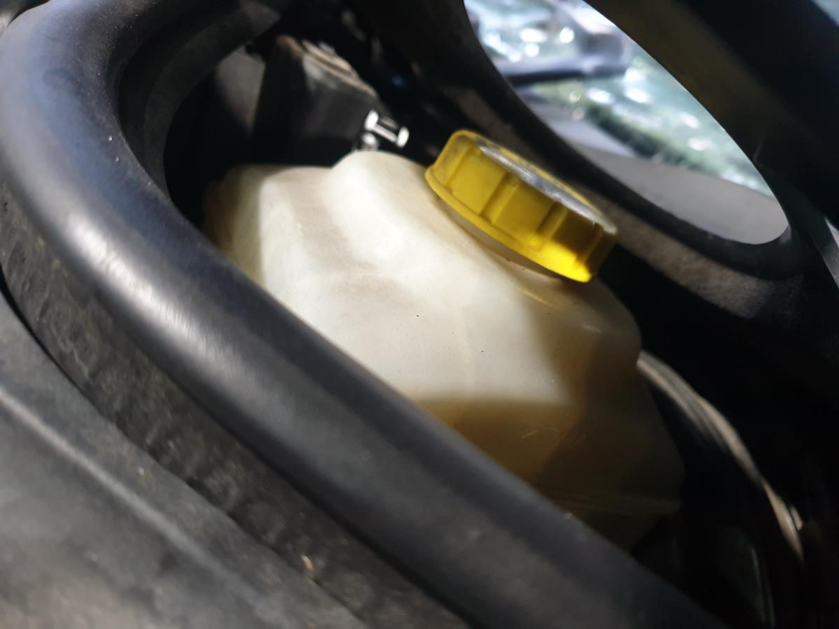 Vaschetta / Serbatoio olio freni PORSCHE Panamera (970)