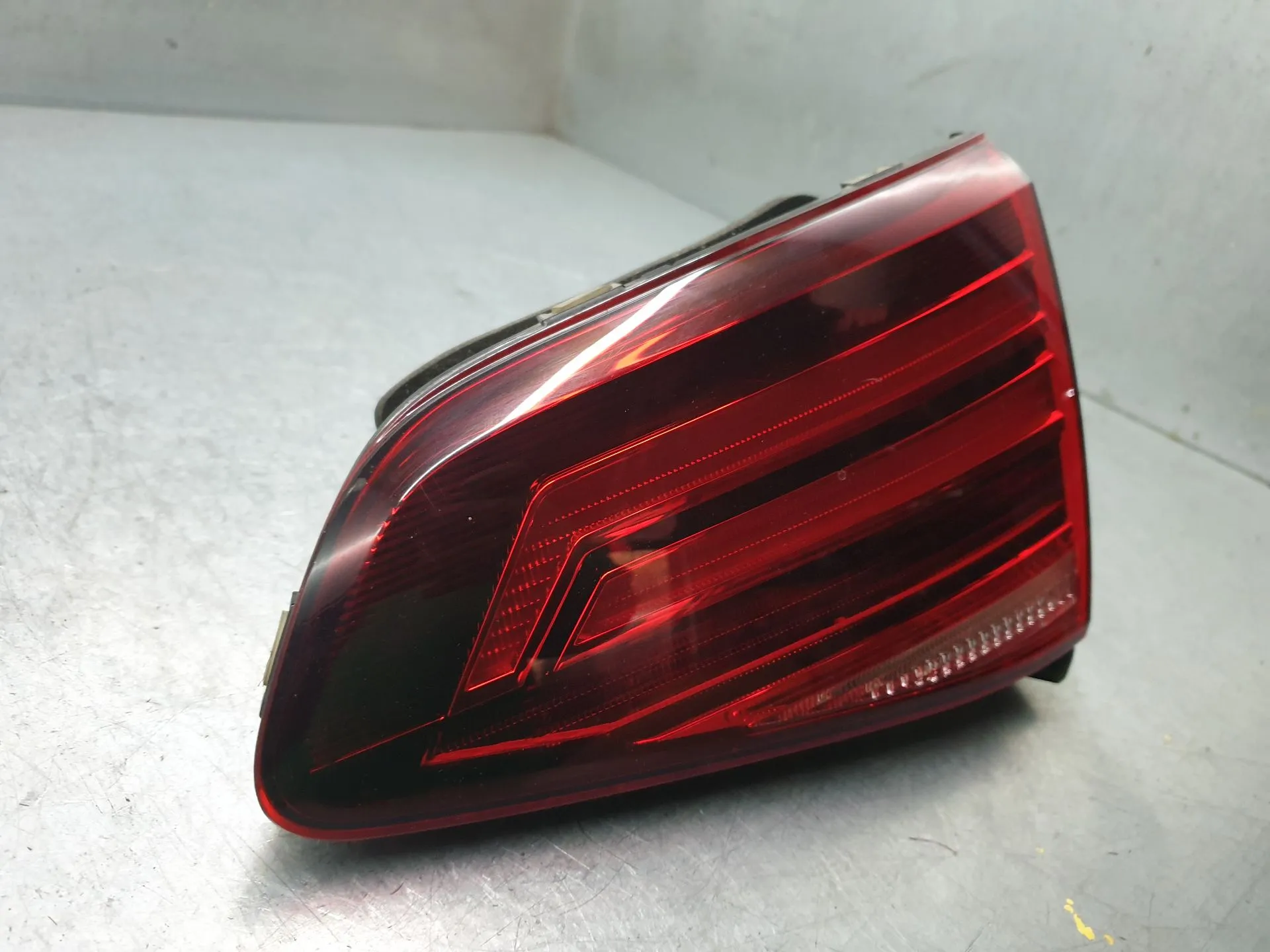 Fanale Destro Baule VOLKSWAGEN Golf VII (5G1, BQ1, BE1, BE2) Imagem-1