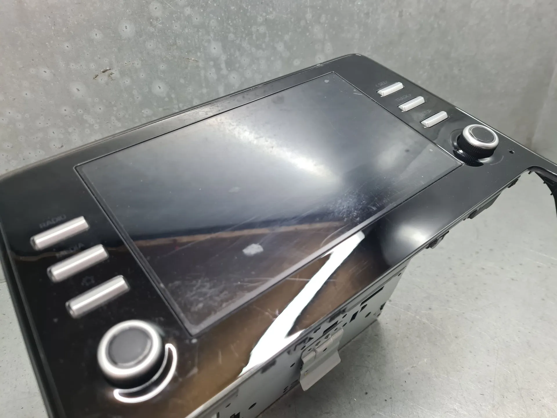Rádio / auto-rádio HYUNDAI Ioniq (AE) Imagem-3