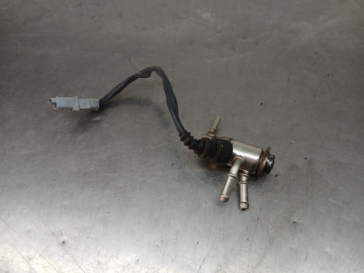 Inyector de AdBlue RENAULT Clio V (BF_) Imagem-1