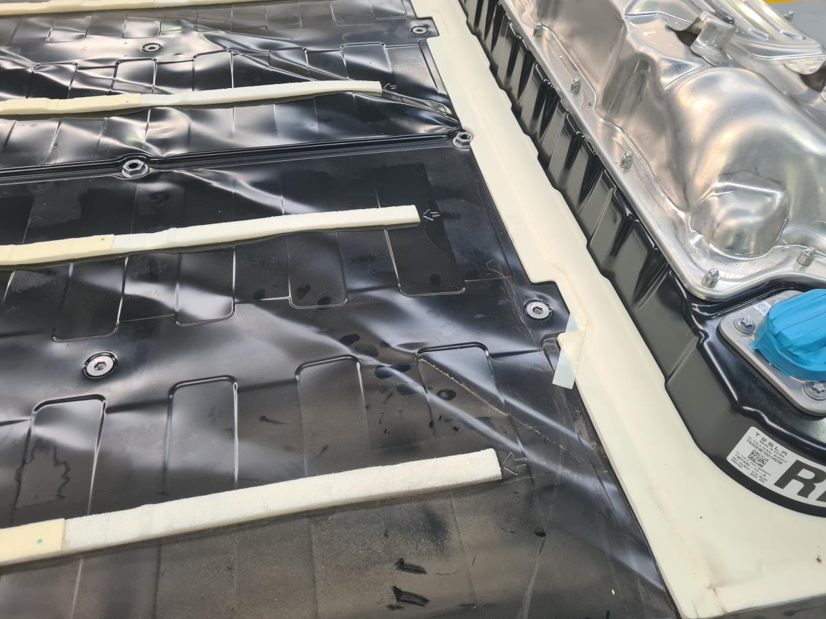 Bateria EV (Alta Tensão - Veículo Eletrico) TESLA Model 3 (5YJ3) Imagem-17