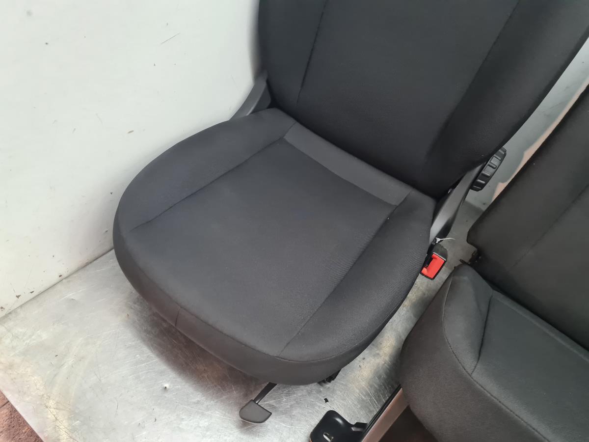 Right Front Seat SMART ForFour (453) Imagem-1