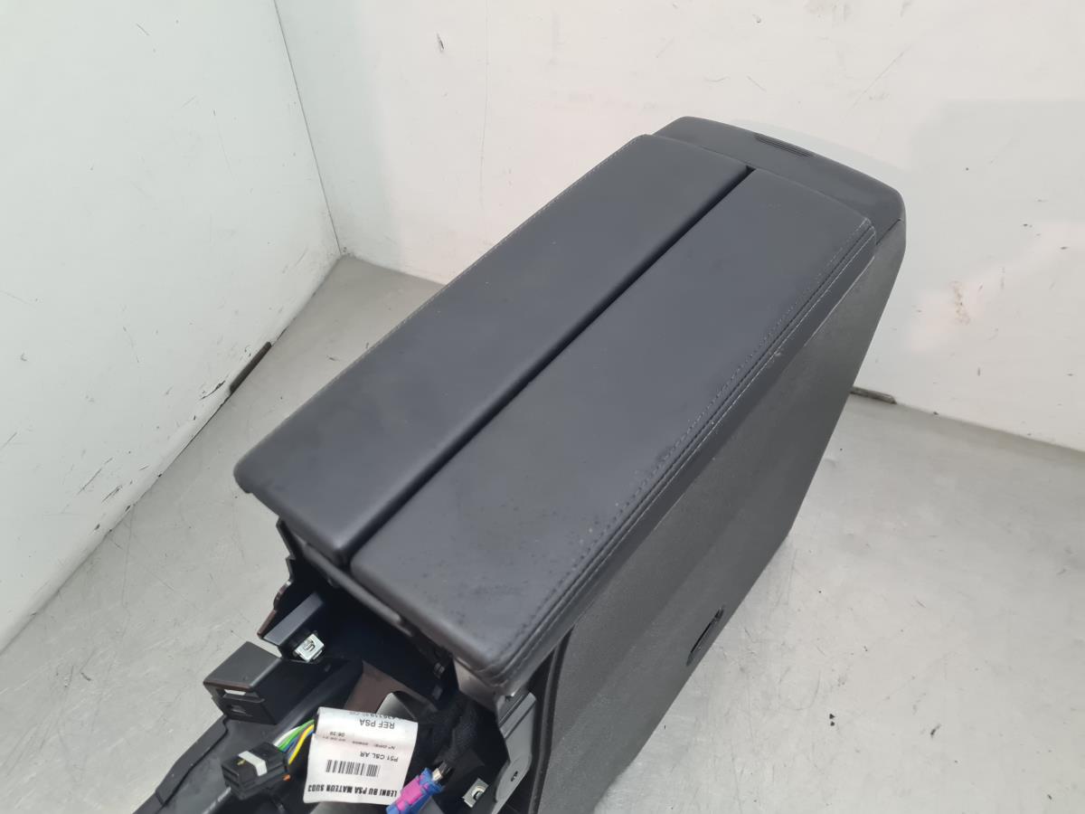 Apoyobrazos PEUGEOT 308 III Imagem-1