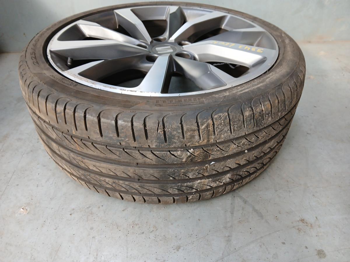 Conjunto de jantes SEAT Leon Sportstourer (KL8) Imagem-10