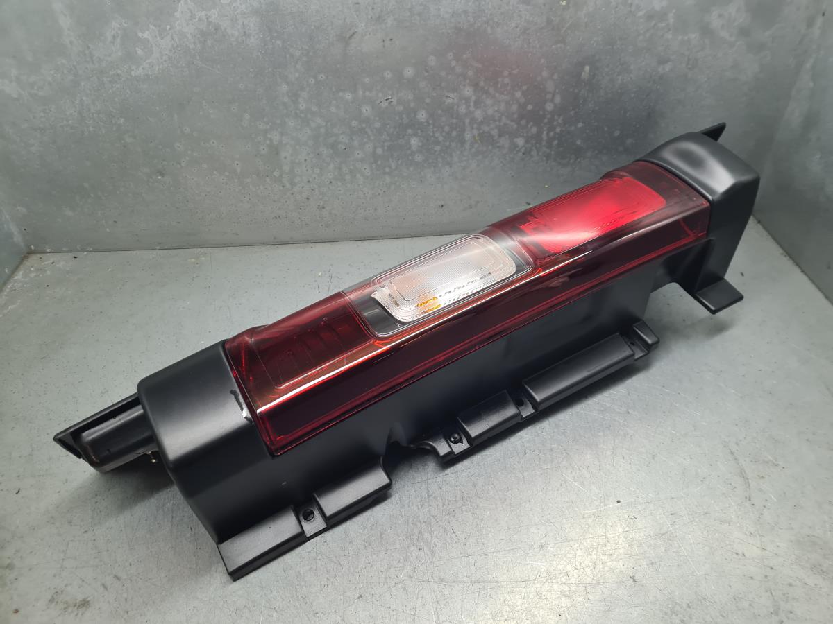 Feu arrière Droite RENAULT Trafic III (FG_) Imagem-2