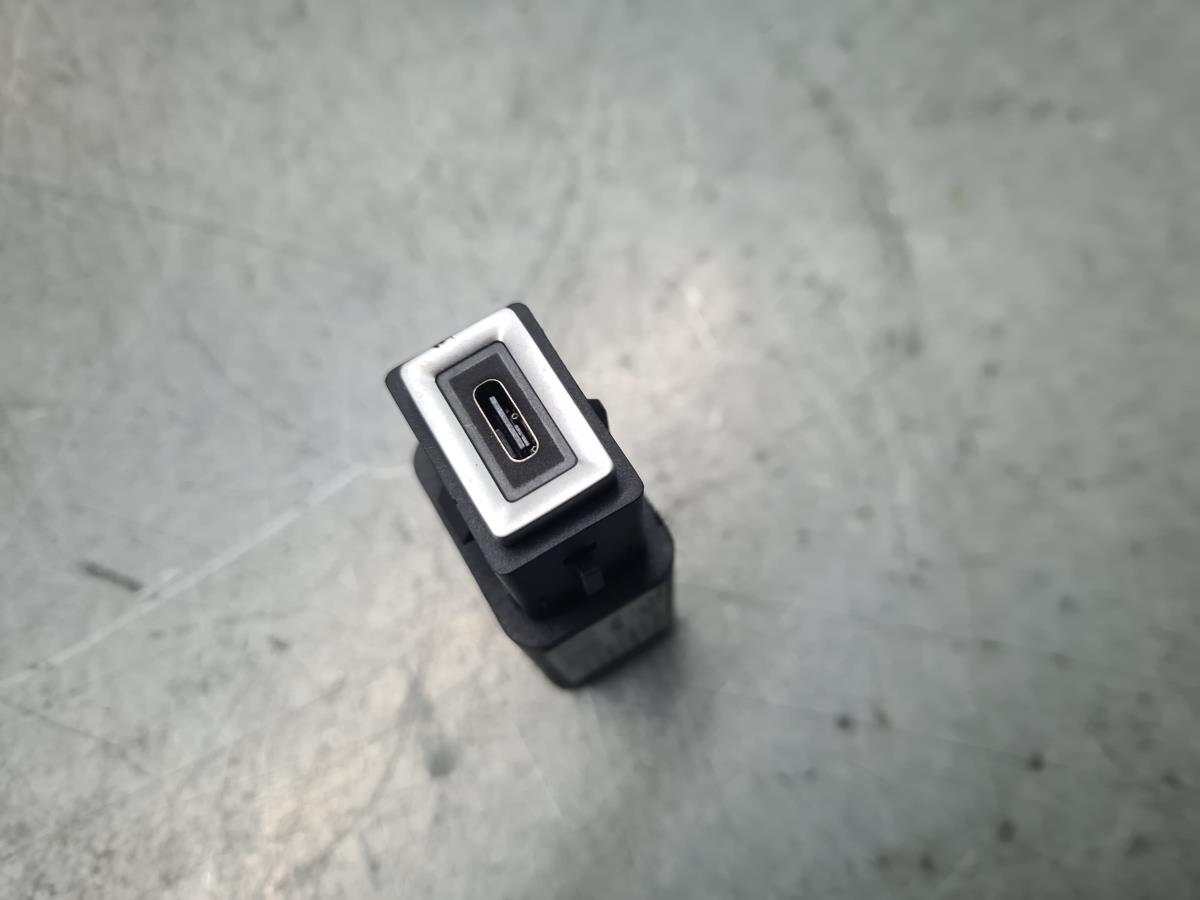 Porta Ingresso USB / AUX / iPod PEUGEOT 308 III