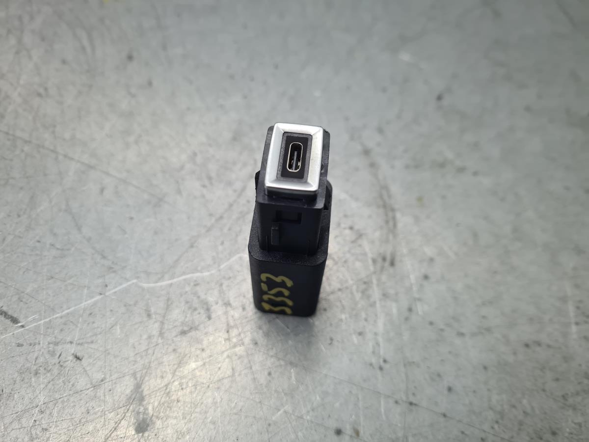 Módulo USB / AUX / IPOD PEUGEOT 208 II