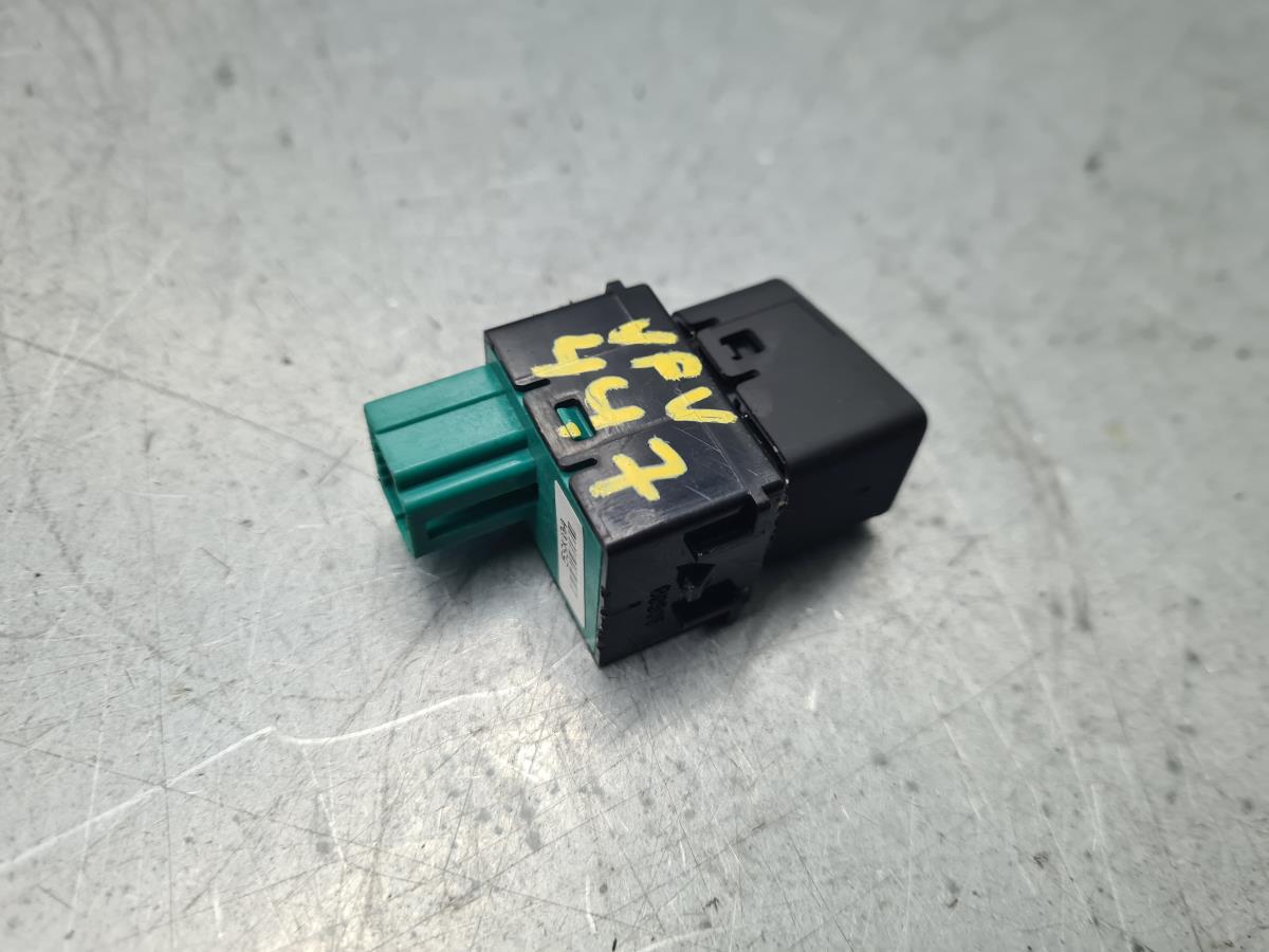 Comando / botão / interruptor multifunções NISSAN Leaf EV (ZE1) Imagem-1