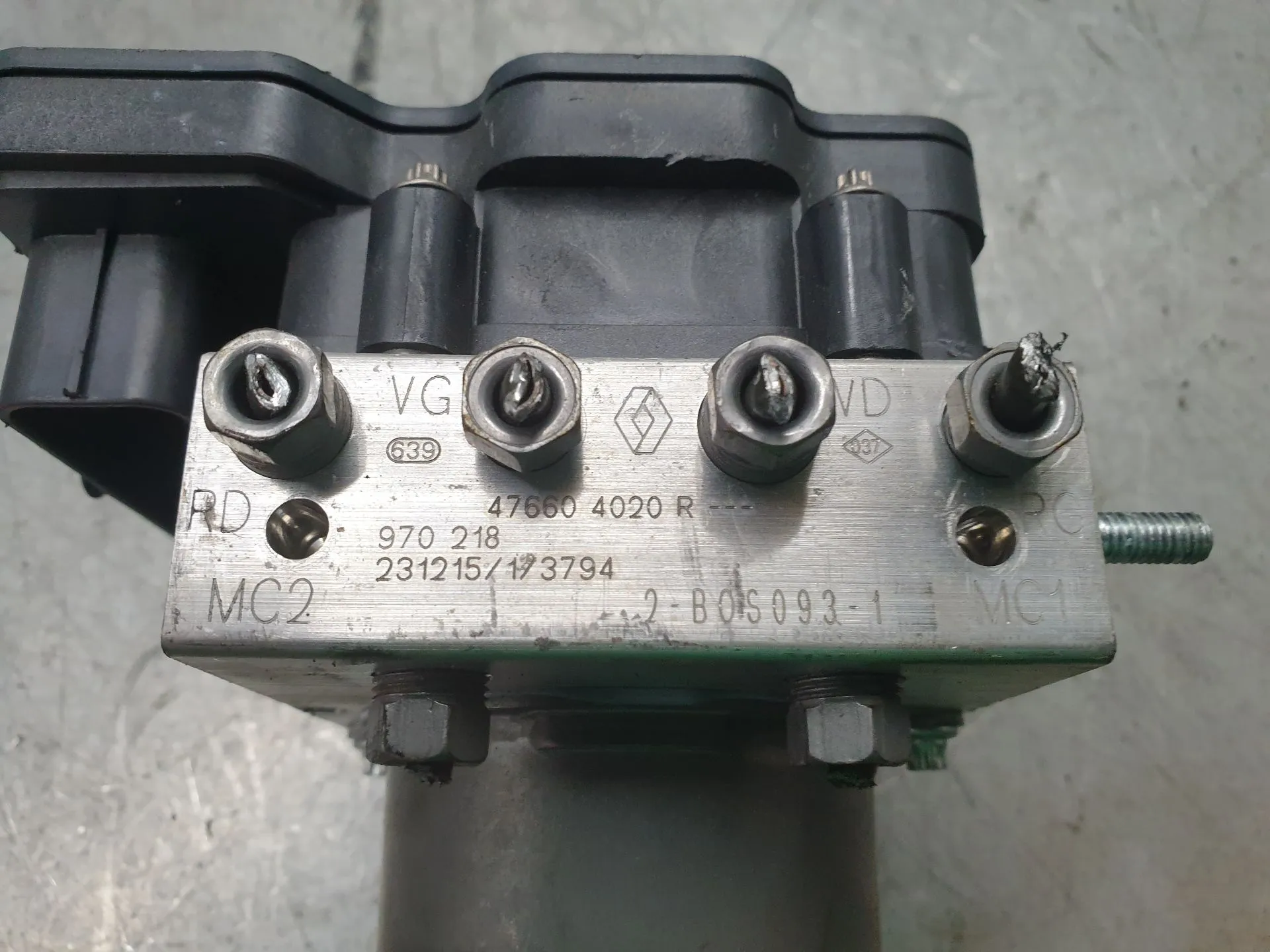 ABS DACIA Duster (HM_) Imagem-4