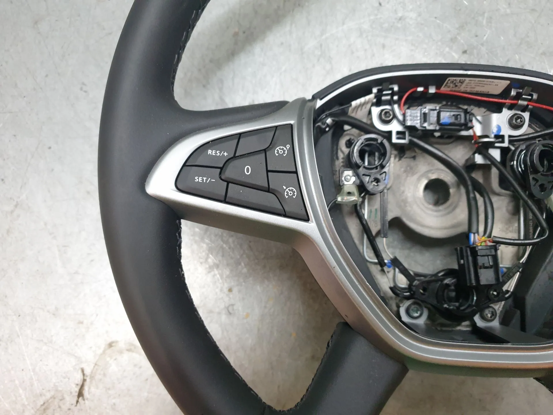 Volante de dirección DACIA Duster (HM_) Imagem-1