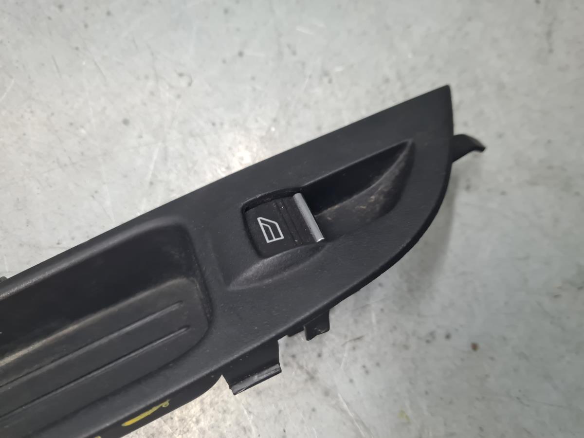 Mando / interruptor elevalunas delantero derecho FORD Focus III Imagem-2